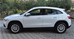 Mercedes GLA 180d 2.0 Automatik Business -F1,DAB,Kamera -Novi Model
