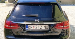 C220 d , 4 matic karavan automatic crni