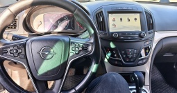 Insignia automatik Full oprema