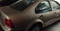 Bora 1.4 i, 2003.g., garažiran, očuvan, motor odličan
