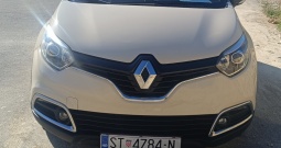 Renault Captur 1. 5 dci + 4 zimske gume , reg. 1/27