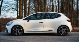 Renault Clio RS Trophy 220