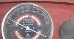 Traktor IMT 539