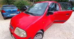 Hyundai Atos Prima 2006 god bez hrđe 190000 km mala potrošnja