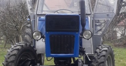 Universal traktor