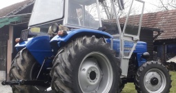 Universal traktor