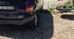 Rwnault senic 1.9dci 75kw 2003 za slaganje ili dijelovi