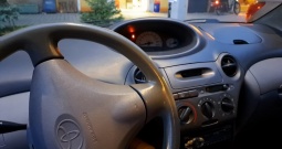 Yaris 2001. godište