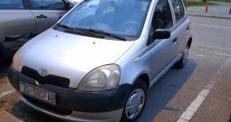 Yaris 2001. godište
