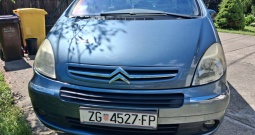 Ciroen Picasso 1.6 hdi 266700km registriran do 27.10.2026. 2006. g. 1500Eur