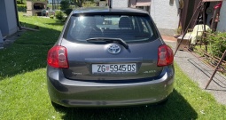 Prodajem Toyotu Auris 1.4 benzinac