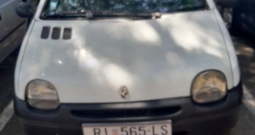 Twingo prvi put registriran 1998.g, registracija ističe 13.1.2027.