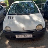 Twingo prvi put registriran 1998.g, registracija ističe 13.1.2027.