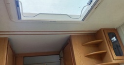 Kamp prikolica Njemačka 6×2,5 m, izvrsna, HR reg.