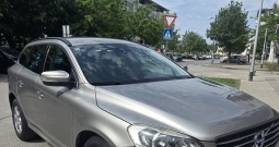 Volvo XC60 2.4D 5 cil. AWD redizajn reg. 4/2027 očuvan uredan SUV