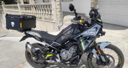 CF Moto 450 MT