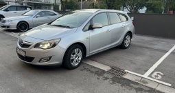 Opel Astra karavan