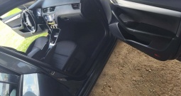 Prodajem Škoda Octavia 1,6 TDI Style registriran do 14.04.2027