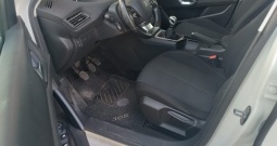 Peugeot 308 1, 6 bluehdi allure- kao nov-servisna knjiga