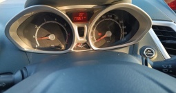 Ford fiesta 1,4 16v sa plinom u super stanju