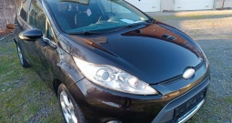 Ford fiesta 1,4 16v sa plinom u super stanju