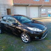 Ford fiesta 1,4 16v sa plinom u super stanju