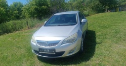 Opel Astra 1,7 cdti kao nova