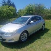 Opel Astra 1,7 cdti kao nova