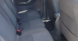 Prodaje se ford c-max diesel 2015 godište