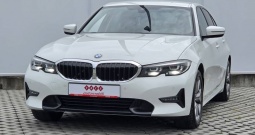 BMW SERIJA 3 320i