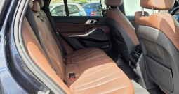 BMW X5 M50d