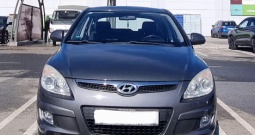 Hyundai i30 1,4 16V + LPG, klima