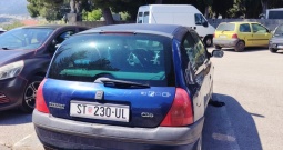 Renault Clio 1.2 8v