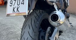 Yamaha fzs 600