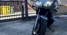 Yamaha fzs 600
