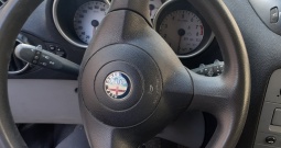 Alfa Romeo 147 16V 2001.godište
