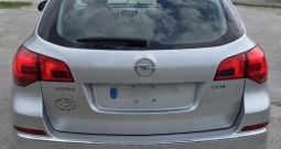 Opel astra J