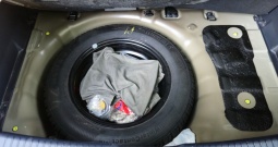 Kia Rio 1.4 benzin 110 KS,1. vlasnik,TOP stanje, servisna, 2 seta guma