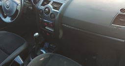 Renault megan grandtour 1.6 16v reg 4/2027
