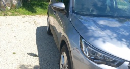 Opel Grandland 1.5 CDTI 2021 godina.