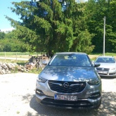 Opel Grandland 1.5 CDTI 2021 godina.