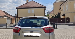 Srebrni sa efektom, c-max ,1,6 tempomat, dvozonska klima, kožni volan