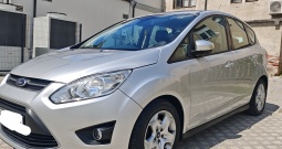 Srebrni sa efektom, c-max ,1,6 tempomat, dvozonska klima, kožni volan