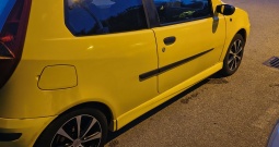 Fiat Punto Sporting - 1,2 16v - reg. do 05/2027