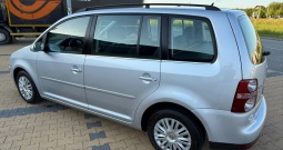VW Touran 1.6i, 2009.g, reg 1 g, dvozonska klima, ispis km, nije uvoz
