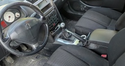 Peugeot 407 2.0 HDI loša limarija