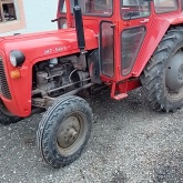 IMT 539 s kabinom