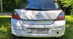 Opel Astra H 1.7 CDTI, 218tkm, reg do 10/2026, novi aku/alternator