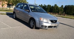 Kia cerato 1.5 CRDi