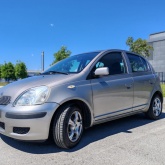 Toyota yaris 1.0 benzin, 2003.